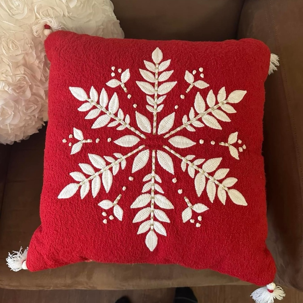 Holiday Decor - Picture 2 of 5